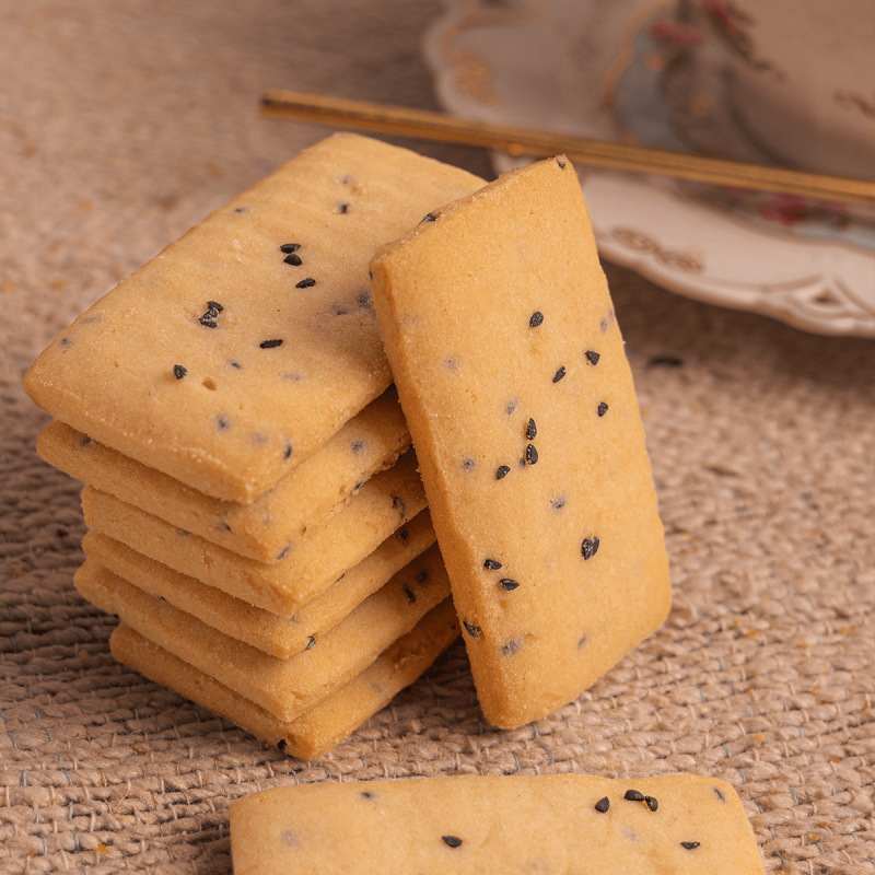 Kalonji salted biscuit